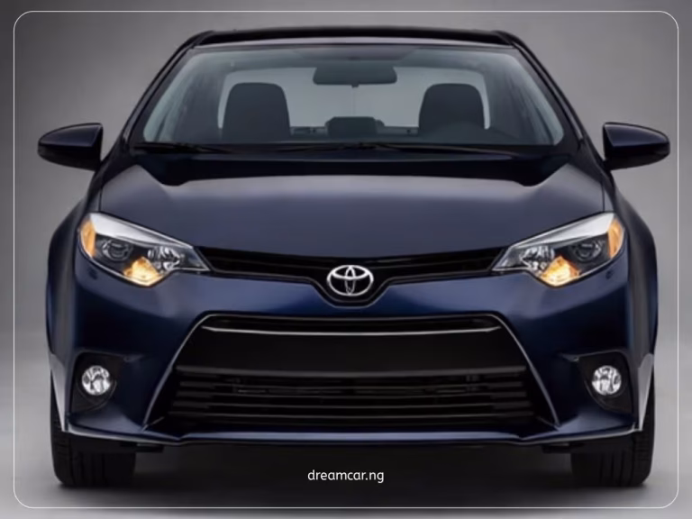 Toyota Corolla 2016 Front View